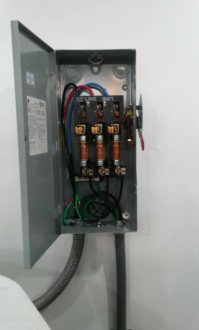 Three-phase disconnect switch installed for Electrical Wiring & Rewiring in Stanley
